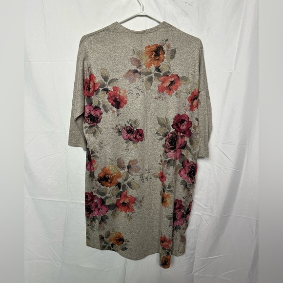 Live in the moment Cardigan size xs - Picture 2 of 6